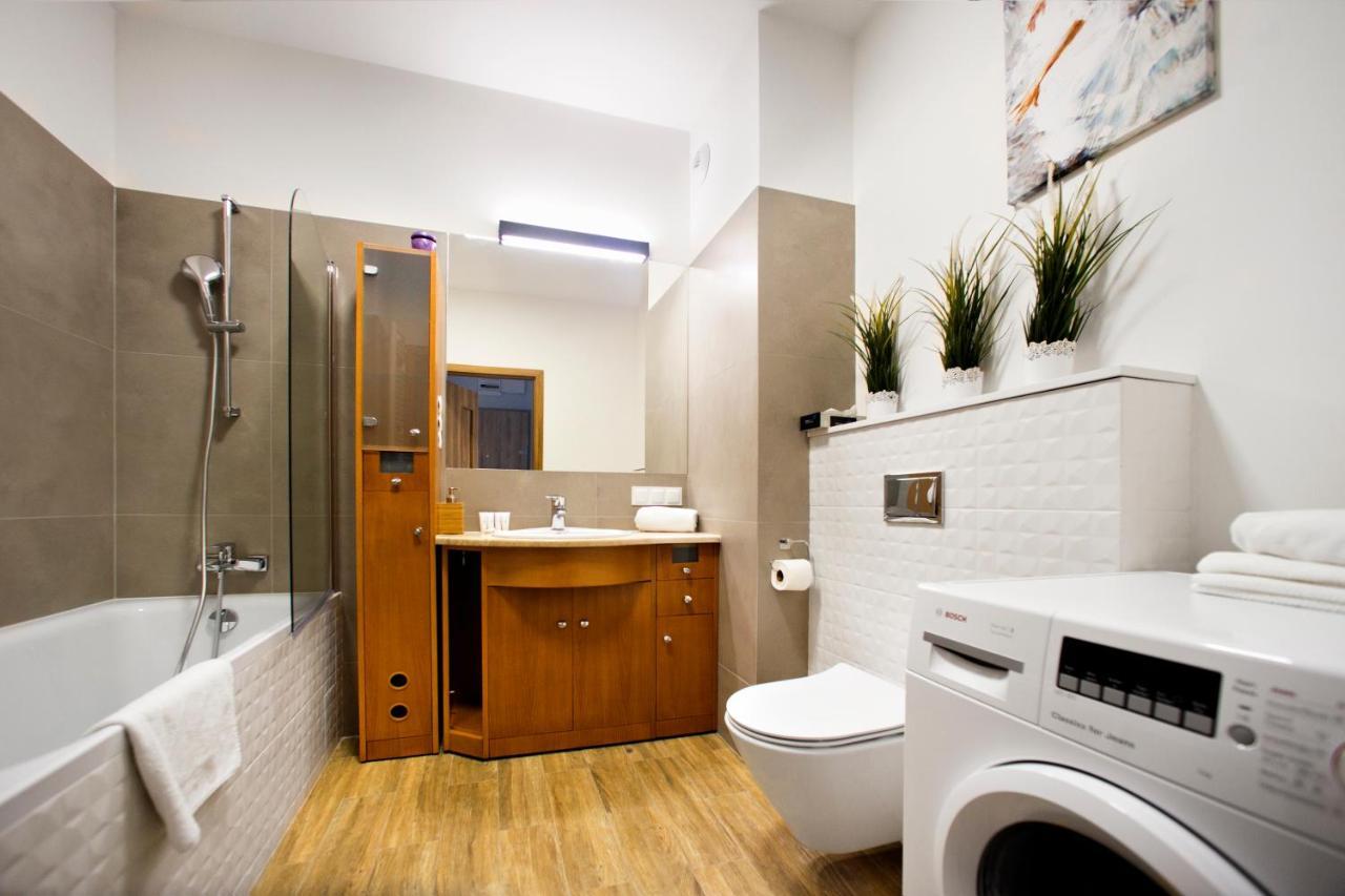 Cybernetyki 6B Serviced Accommodation Warsaw Luaran gambar